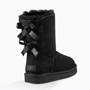 UGG BAILEY BOW BOOT